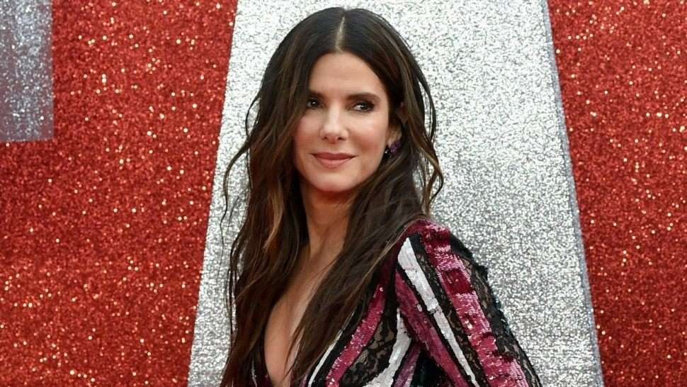 Sandra Bullock donte të bëhej nënë në moshë të re