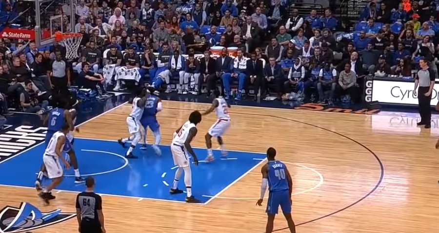 Mavs mundin Clippers (VIDEO)