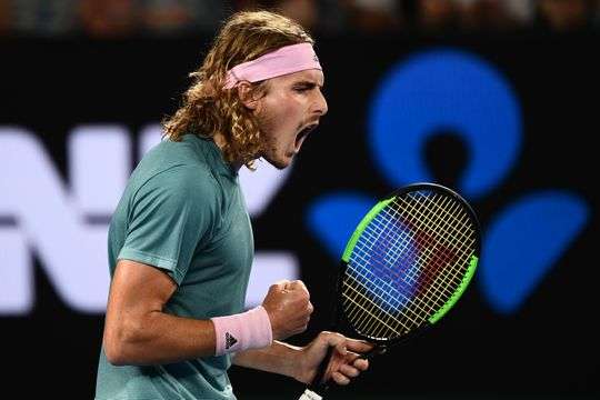 Tsitsipas mahnitë në "Australian Open", eliminon Federerin