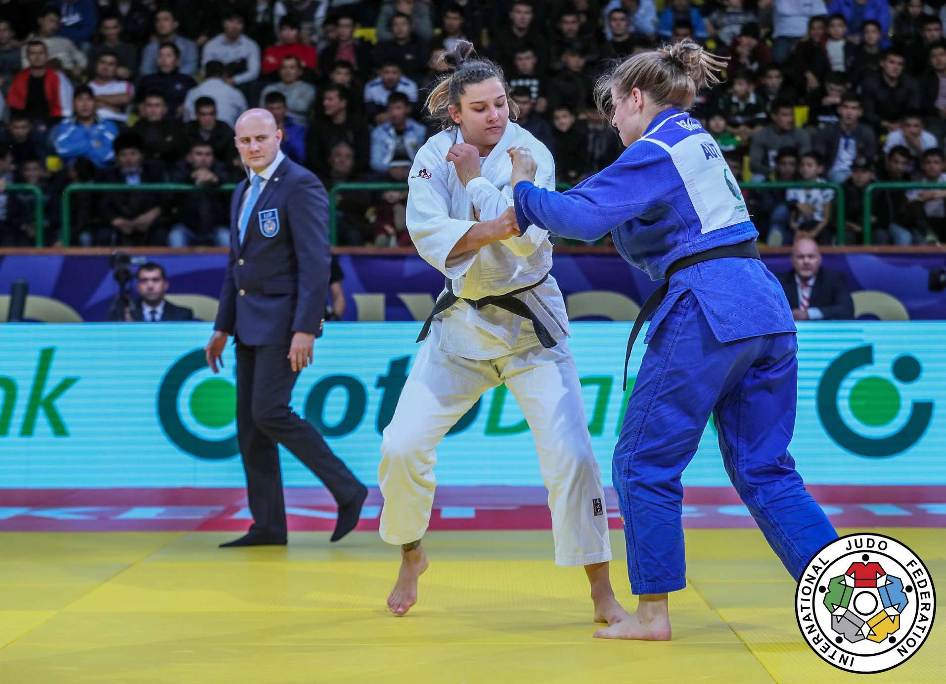 Loriana Kuka mposhtë edhe rusen, arrin në finalen e Grand Prix