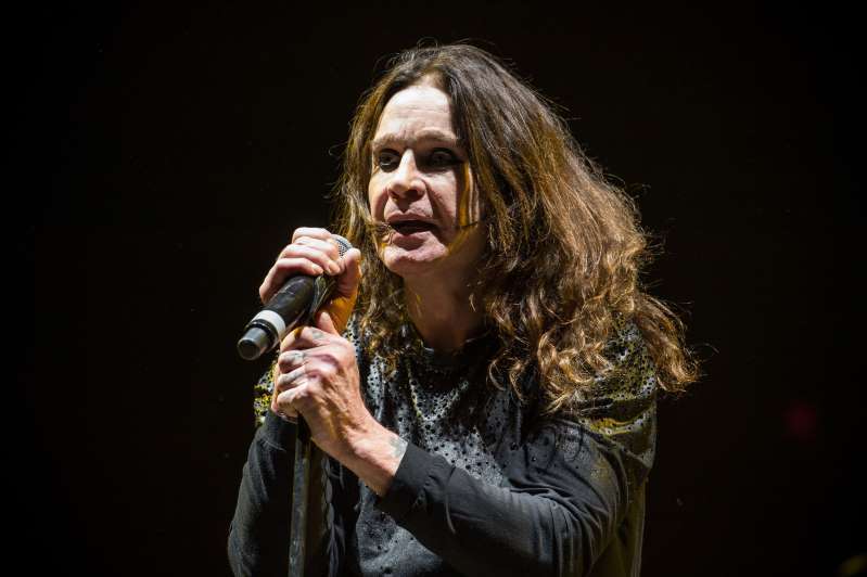 Ozzy Osbourne sëmuret, anulon turneun në Evropë
