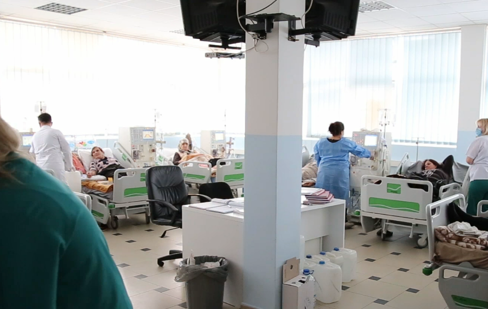 Spitali i Ferizajt pajiset me 20 shtretër të rinj