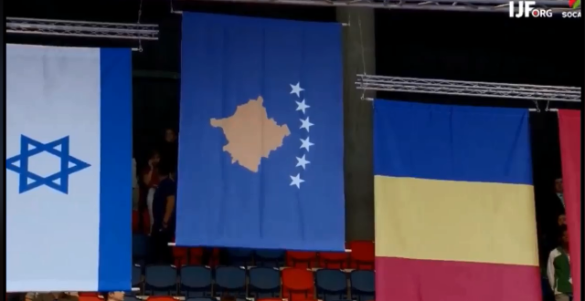 Ngritja e flamurit të Kosovës në Izrael (VIDEO)