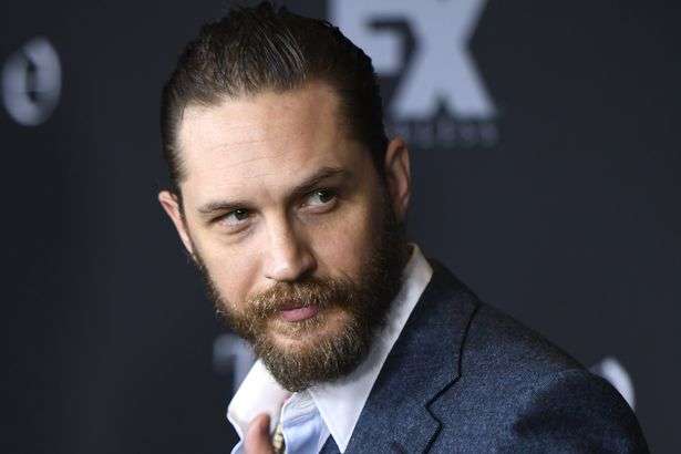 Tom Hardy bëhet baba për herë të dytë