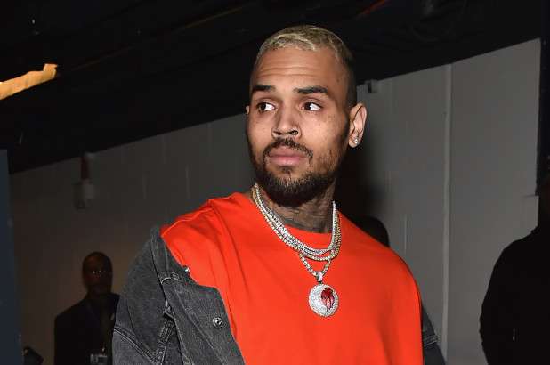 Një modele e akuzon Chris Brown për përdhunim: Më sulmoi brutalisht për gjysmë ore