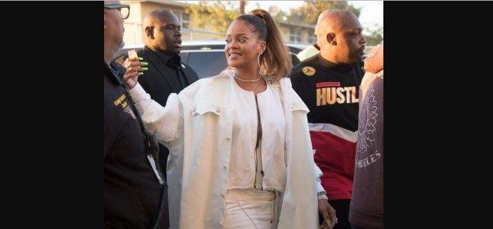 Vishuni me stil si Rihanna (FOTO)