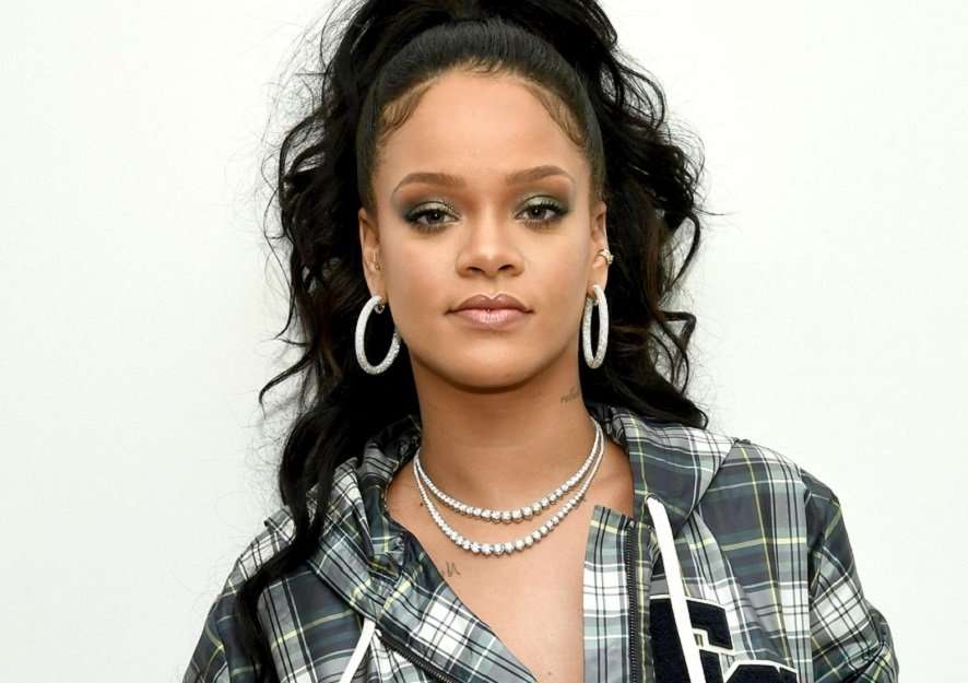 Rihanna do të nisë një projekt të ri me Louis Vuitton