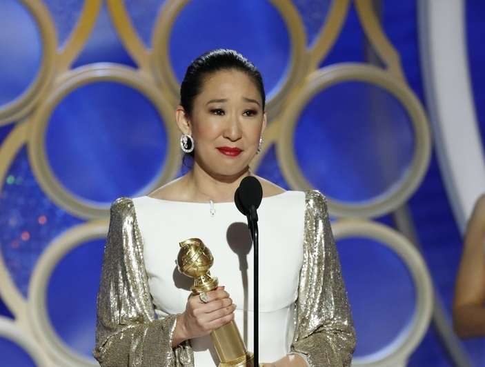 Sandra Oh fiton një tjetër glob të artë, ia dedikon prindërve të saj