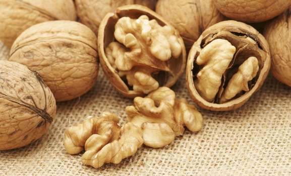 Thesar i vërtetë ushqimor, sekreti i jetëgjatësisë fshihet te arrat