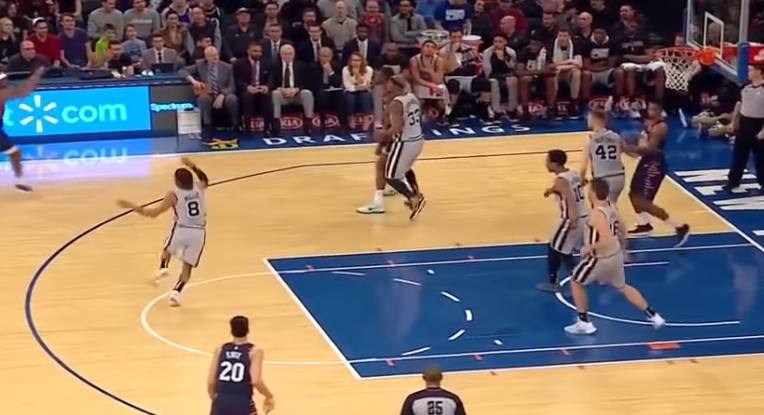 Knicks befasojnë Spurs (VIDEO)