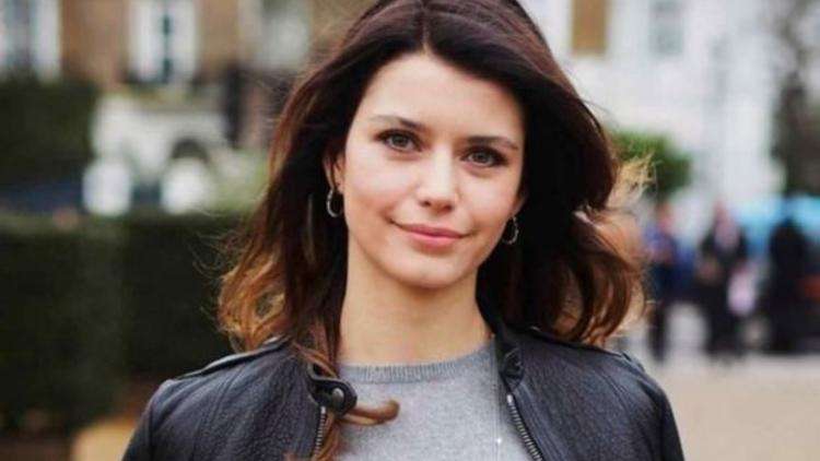 Beren Saat, sakrifica për rolin e ri
