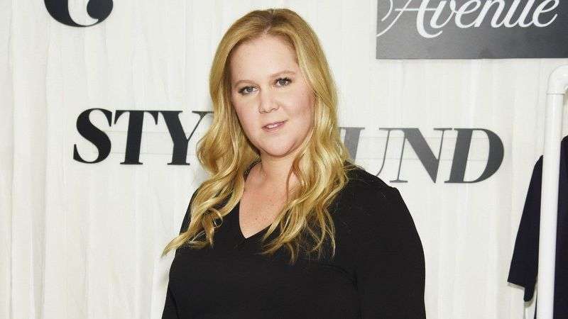 Amy Schumer anulon turneun