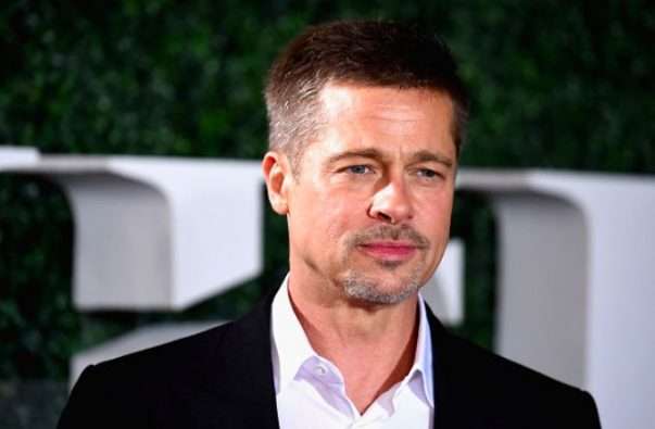 Brad Pitt shfaqet publikisht pas ditëlindjes së ish-gruas (FOTO)