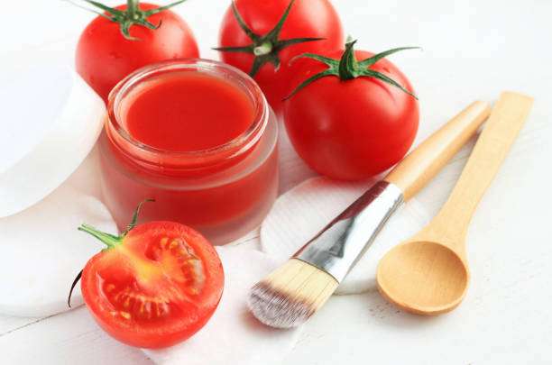 Maskë me domate për një lëkurë rrezatuese