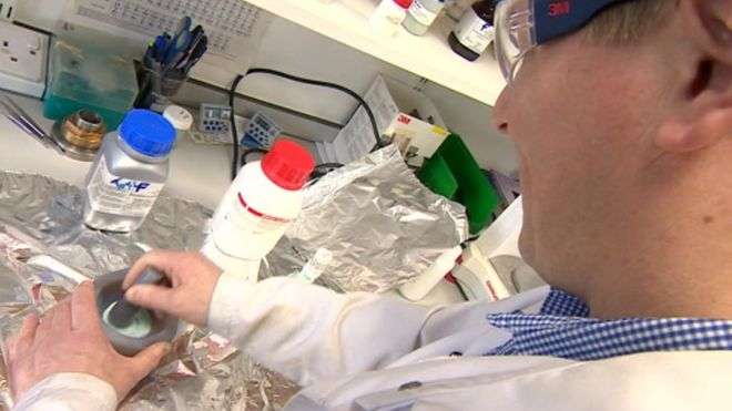 Shkencëtarët zbulojnë xhamin që shkatërron Escherichia coli-in