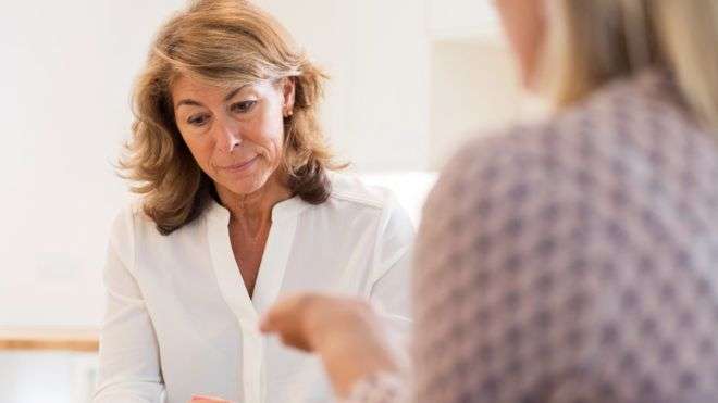 Terapia e zëvendësimit të hormoneve tek gratë, nuk ndërlidhet me Alzheimer