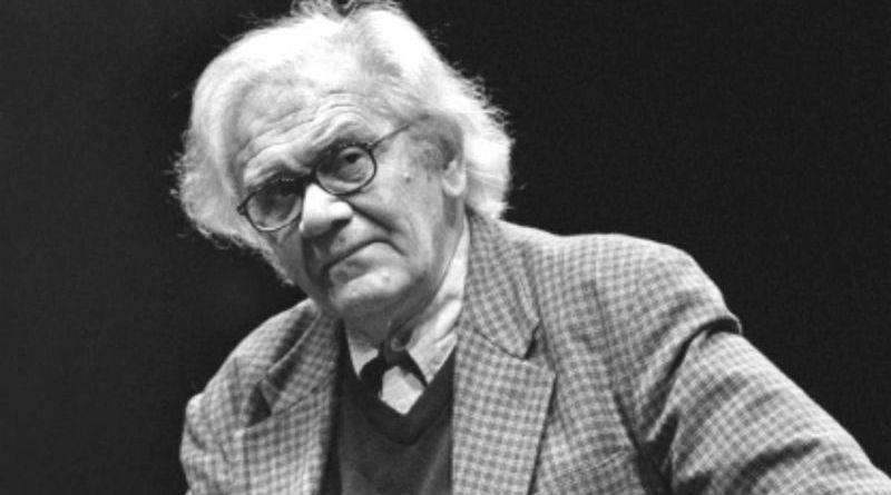 Kurti kujton për ditëlindje poetin boshnjak - shpërndan disa poezi të tij