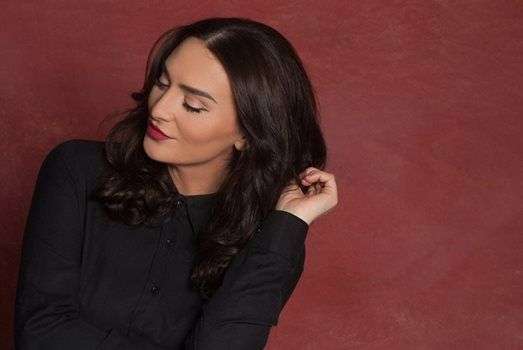 Edona Reshitaj sonte performon në “Schlachthaus Theater” të Bernit