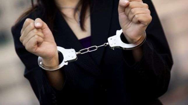 Arrestohet shtetasja e Shqipërisë, keqtrajtoi fëmiun e saj