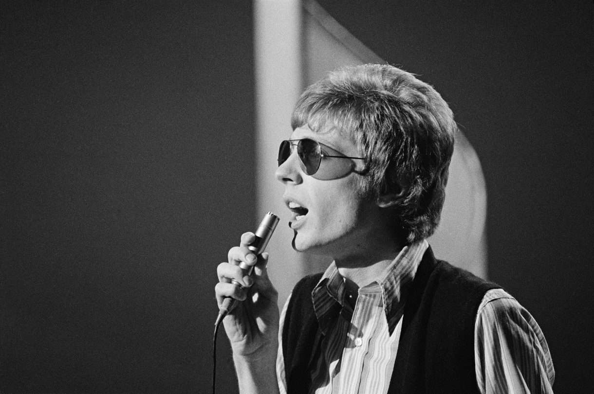 10 artistët me nam që i inspiroi Scott Walker (VIDEO)