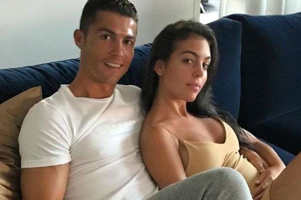E dashura e Ronaldos shfaqet seksi (FOTO)