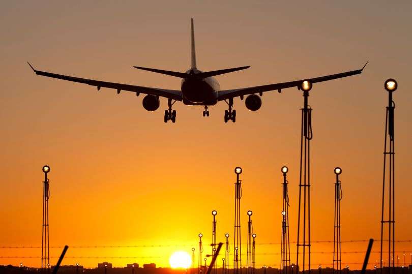 Ky është aeroporti me uljen më piktoreske në botë (FOTO)