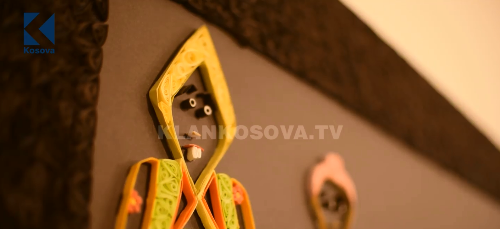 Puna e çejzit e rikthyer në teknikën e filigranit në letër (VIDEO)