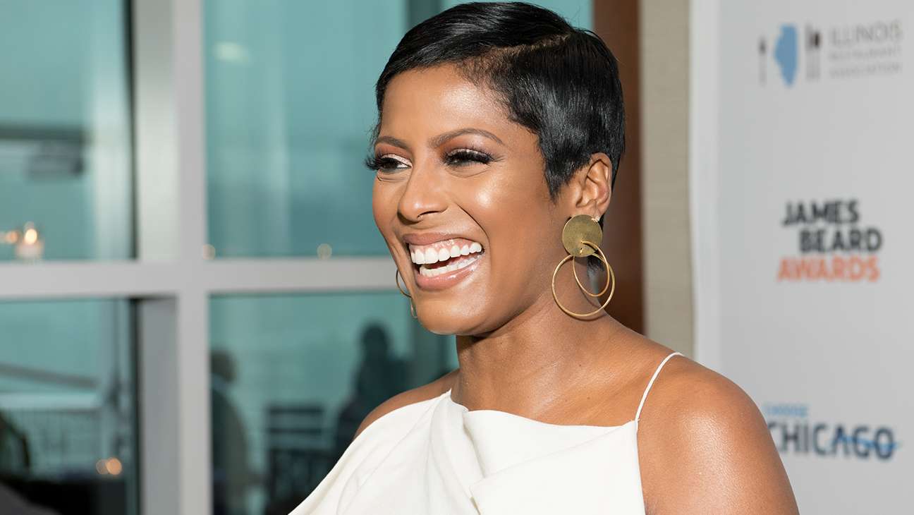 Tamron Hall po pret të bëhet nënë