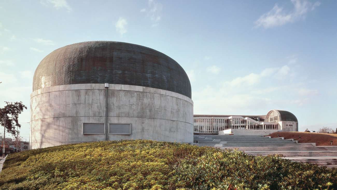 Arkitekti Arata Isozaki shpallet fitues i çmimit Pritzker (FOTO+VIDEO)