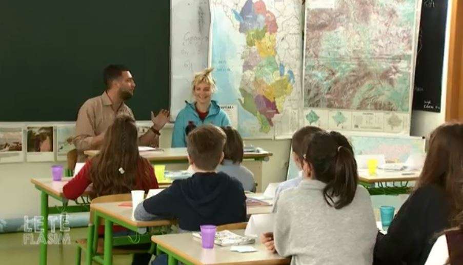 Klan Kosova sjell "Le të flasim", nxënësit diskutojnë për ambientin me Uta Ibrahimin (VIDEO)