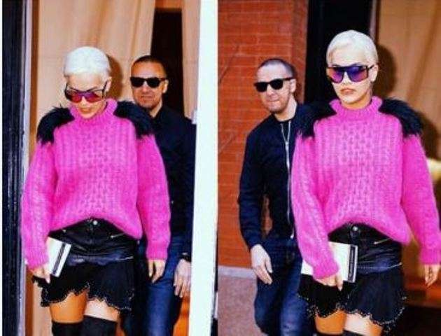 Rita Ora shkëlqen sërish (FOTO)