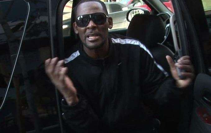 R Kelly afër burgimit, s'ka paguar mbështetjen financiare për fëmijët