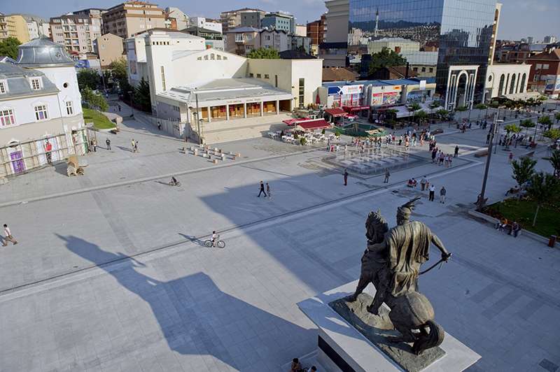 Dita e Teatrit, Kosova e shënon me çmime dhe një shfaqje (VIDEO)