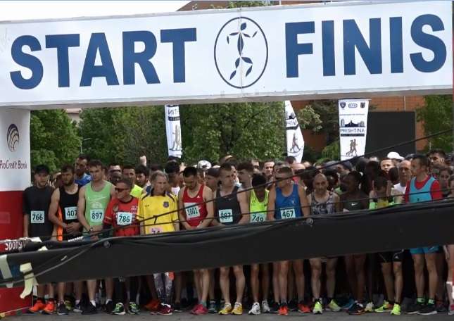 Fillon gjysmëmaratona “Prishtina 2019” (FOTO)