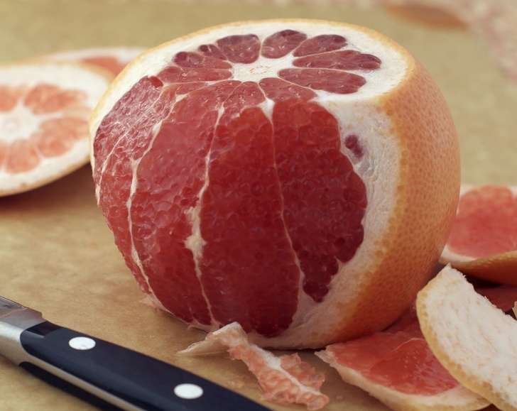 Fotografitë interesante të frutave pa lëkurë