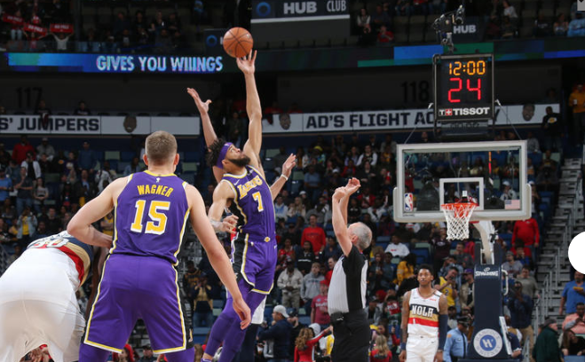 Lakers fitojnë edhe pa James (VIDEO)