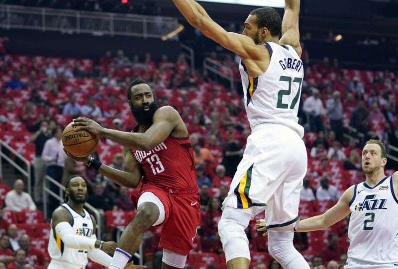 Rockets fitojnë serinë ndaj Jazz (VIDEO)