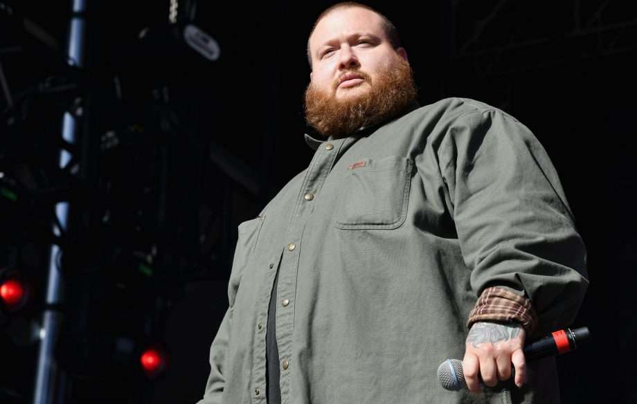 Dritat në skenë gati e verbuan Action Bronson (VIDEO)