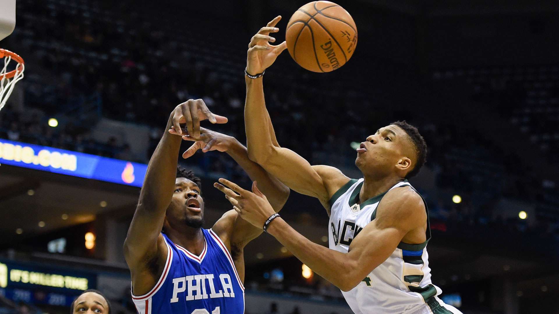 Bucks fitojnë ndaj 76ers (VIDEO)