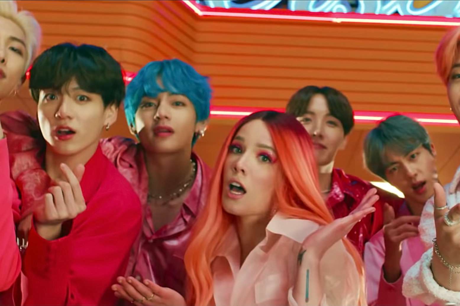 Si ndodhi bashkëpunimi mes BTS dhe Halsey? – Flasin djemtë (VIDEO)