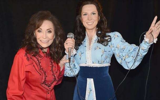 Loretta Lynn feston në mënyrë të veçantë ditëlindjen e 87 (VIDEO)