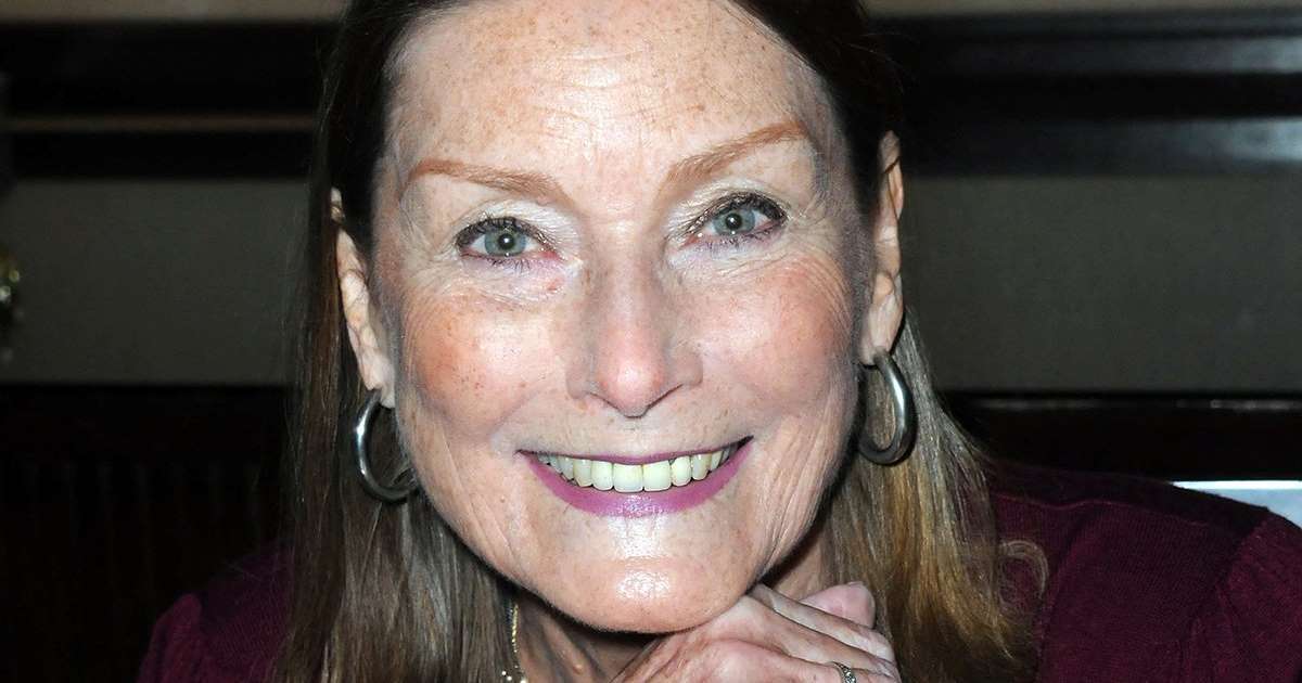 Vdes Tania Mallet (VIDEO)