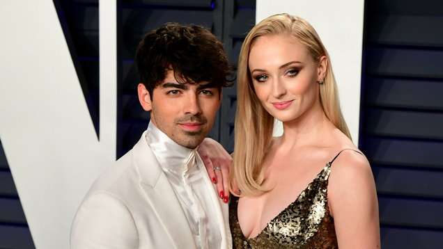 Sophie Turner thotë se burri i saj i shpëtoi jetën kur kishte probleme me shëndetin mendor