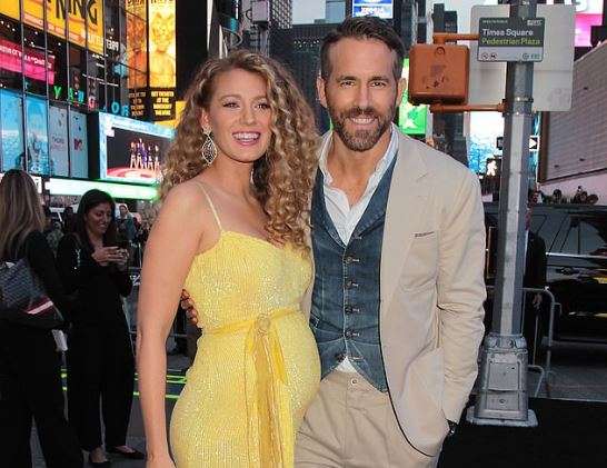 Blake Lively mbështet edhe njëherë bashkëshortin e saj (FOTO)