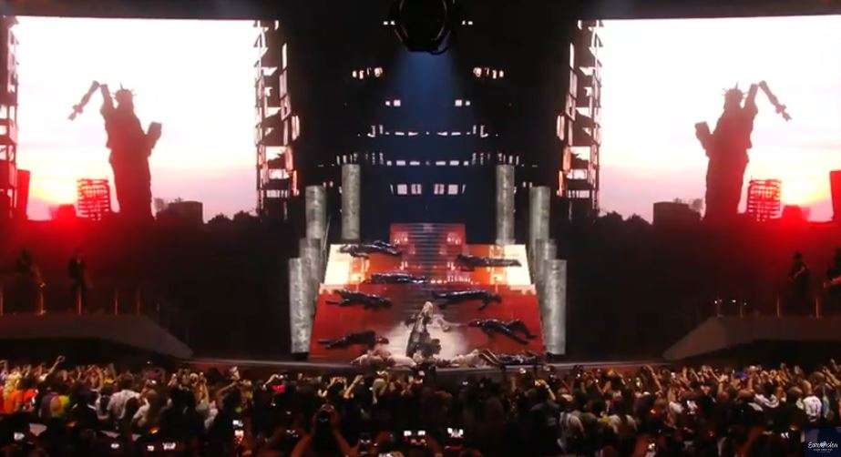Madonna dhe Quavo performojnë “Future” në Eurovizion (VIDEO)