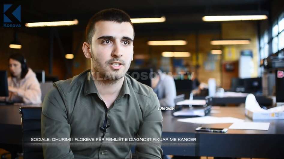 Dhurimi i flokëve për fëmijët e diagnostifikuar me kancer (VIDEO)