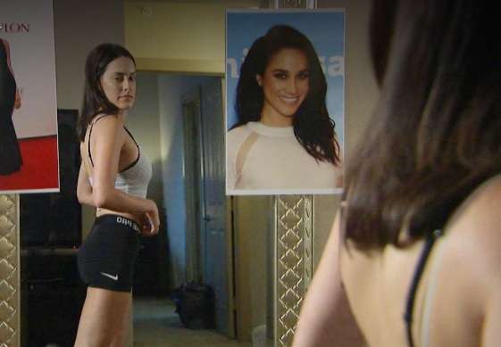 Bën operacion gjashtë orësh që të duket si Meghan Markle (VIDEO)