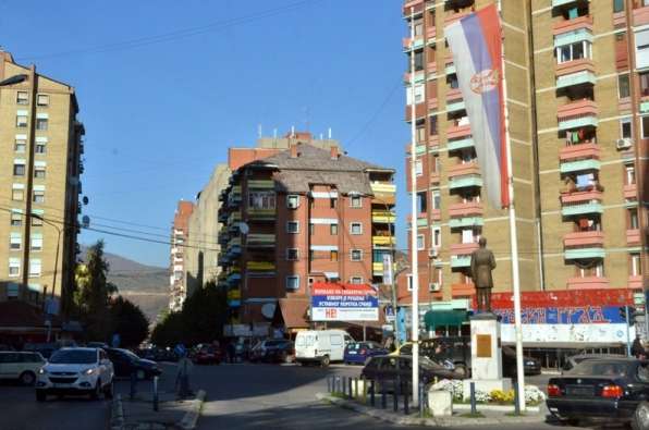 Covid-19, Mitrovica e Veriut dhe Zveçani do ta ndalojnë lëvizjen nga ora 12:00 deri në 06:00