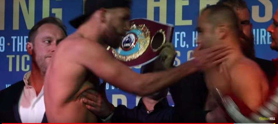 Saunders godet me "shuplakë" Isufin (FOTO+VIDEO)