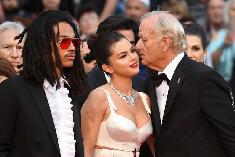Momenti që u bë viral, Selena Gomez tregon se çfarë i përshpëriti Bill Murray në Kanë